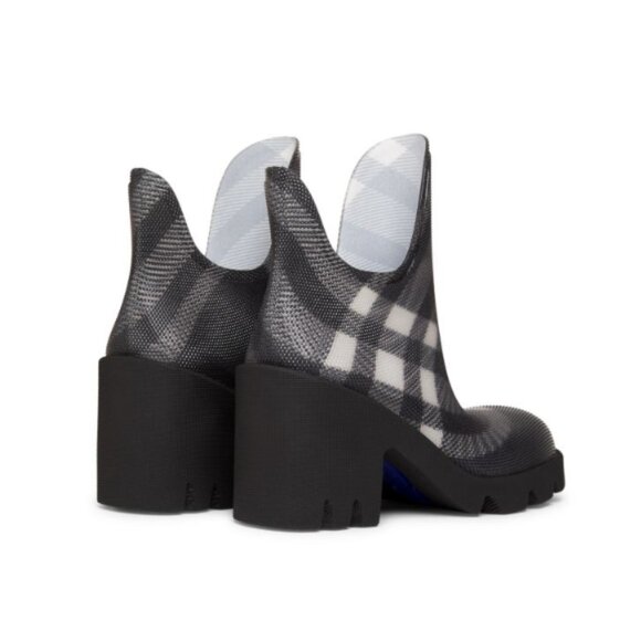 Burberry 'Marsh 65MM Check' Heeled Rubber Rain Boots, Black - Picture 4 of 6